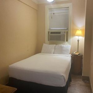 Budget Room